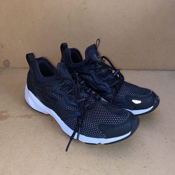 Reebok Fury Adapt Graceful Sneaker TMI Wom 9 Street Fashion Running Shoe BD3099 - Picture 2 of 16